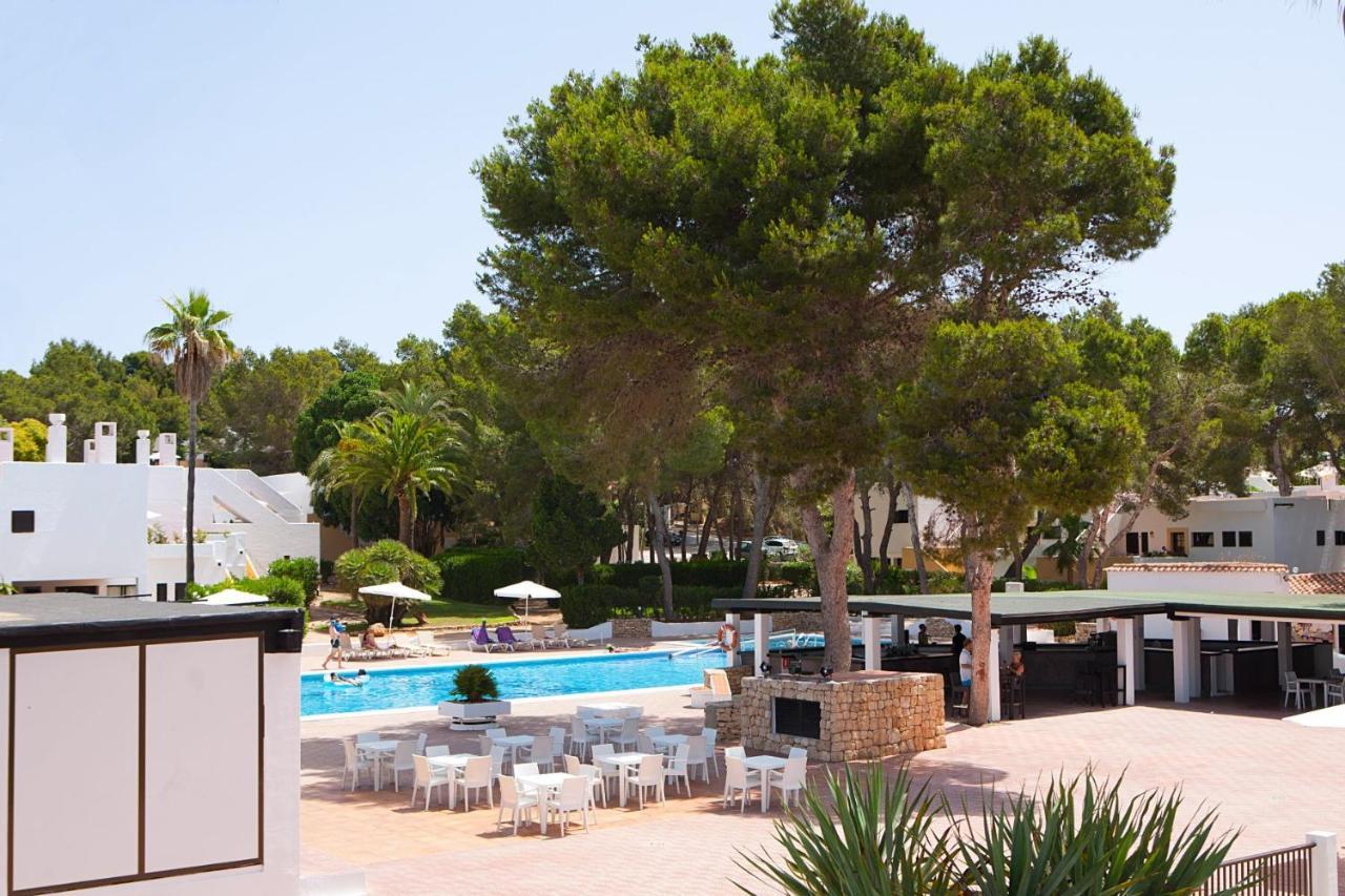 Club Cala Azul Hotel Cala Llenya Exterior photo