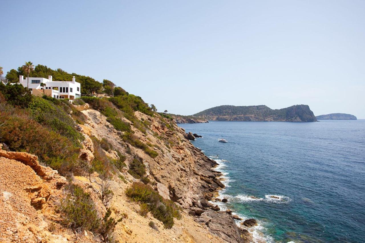 Club Cala Azul Hotel Cala Llenya Exterior photo