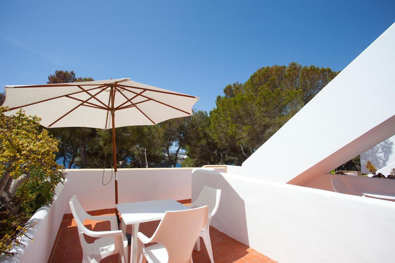 Club Cala Azul Hotel Cala Llenya Exterior photo